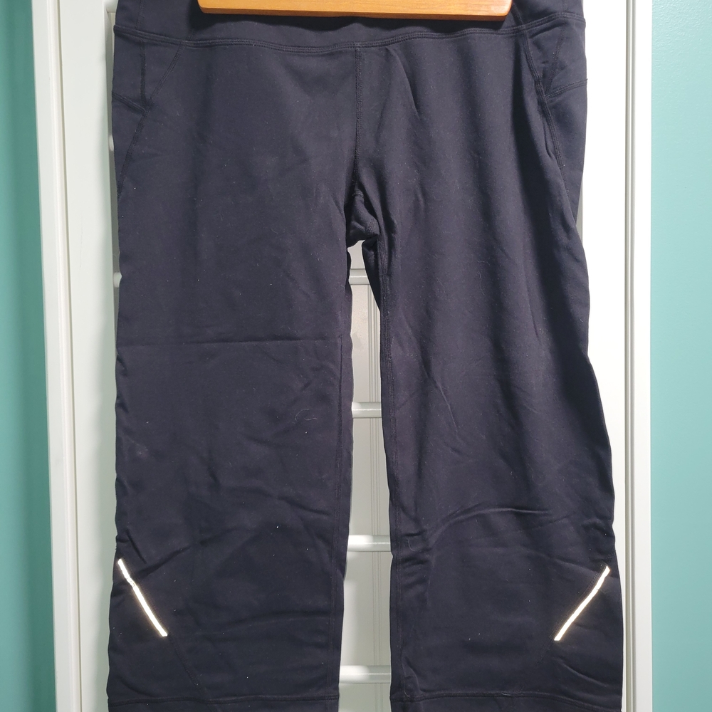 Athleta Black Workout Pants with Reflective Accents Size Medium